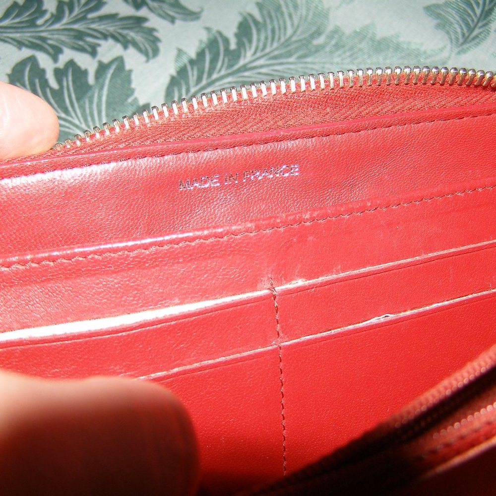 CHANEL Dark Red Lambskin Quilted Leather Wallet - Picture 15 of 15